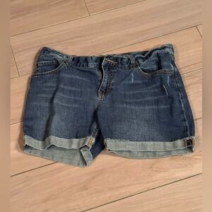 Boyfriend Classic Dark Wash Denim Women’s Shorts - Blue size 10